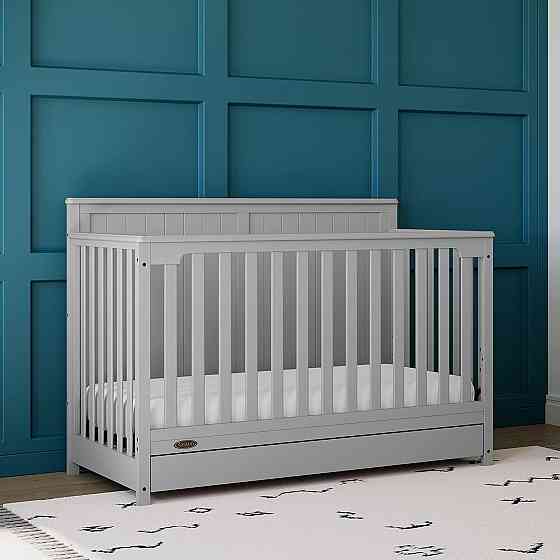 Graco Hadley 5-in-1 Convertible Crib with Drawer – GREENGUARD Gold Certified, Fits Standard Crib Mat Richmond