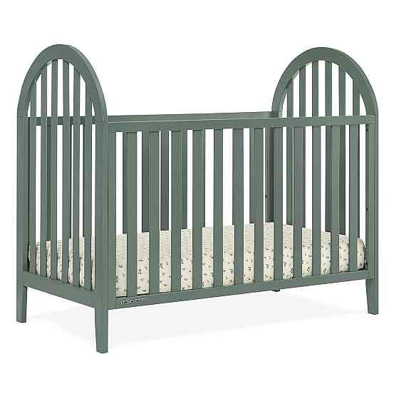 Delta Children Milano 4-in-1 Convertible Crib - Greenguard Gold Certified, Grassy Glen Richmond
